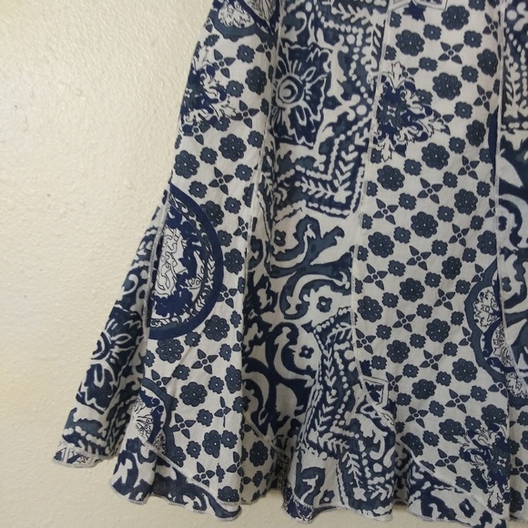 Sahalie Blue & white Skirt - Picture 6 of 8